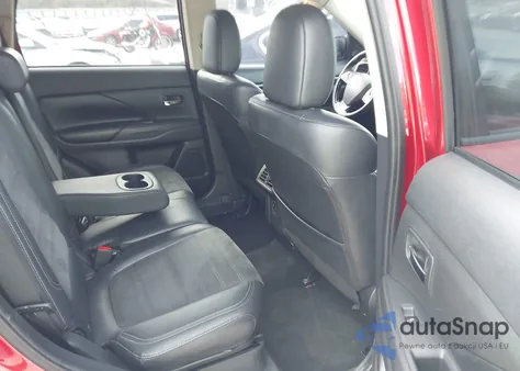 2019 Mitsubishi Outlander Le/Se/Sel z USA, uszkodzony, nr VIN JA4AD3A35KZ027366